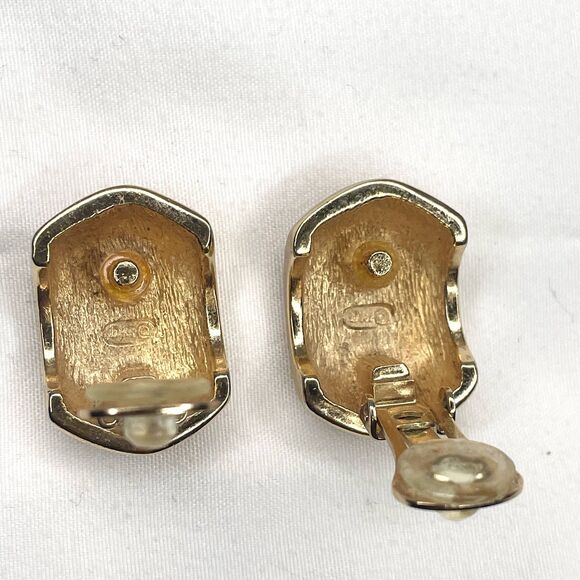 Christian Dior Vintage Gold Plated Textured Half Hoop Clip On Earrings - Picture 8 of 10